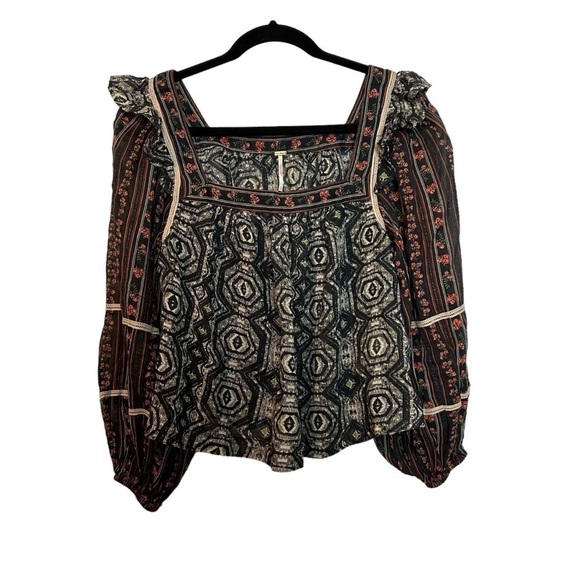 Free People Mostly Meadow Boho Hippie Puff Sleeve Semi Sheer Lace & Fringe Top - Picture 3 of 16